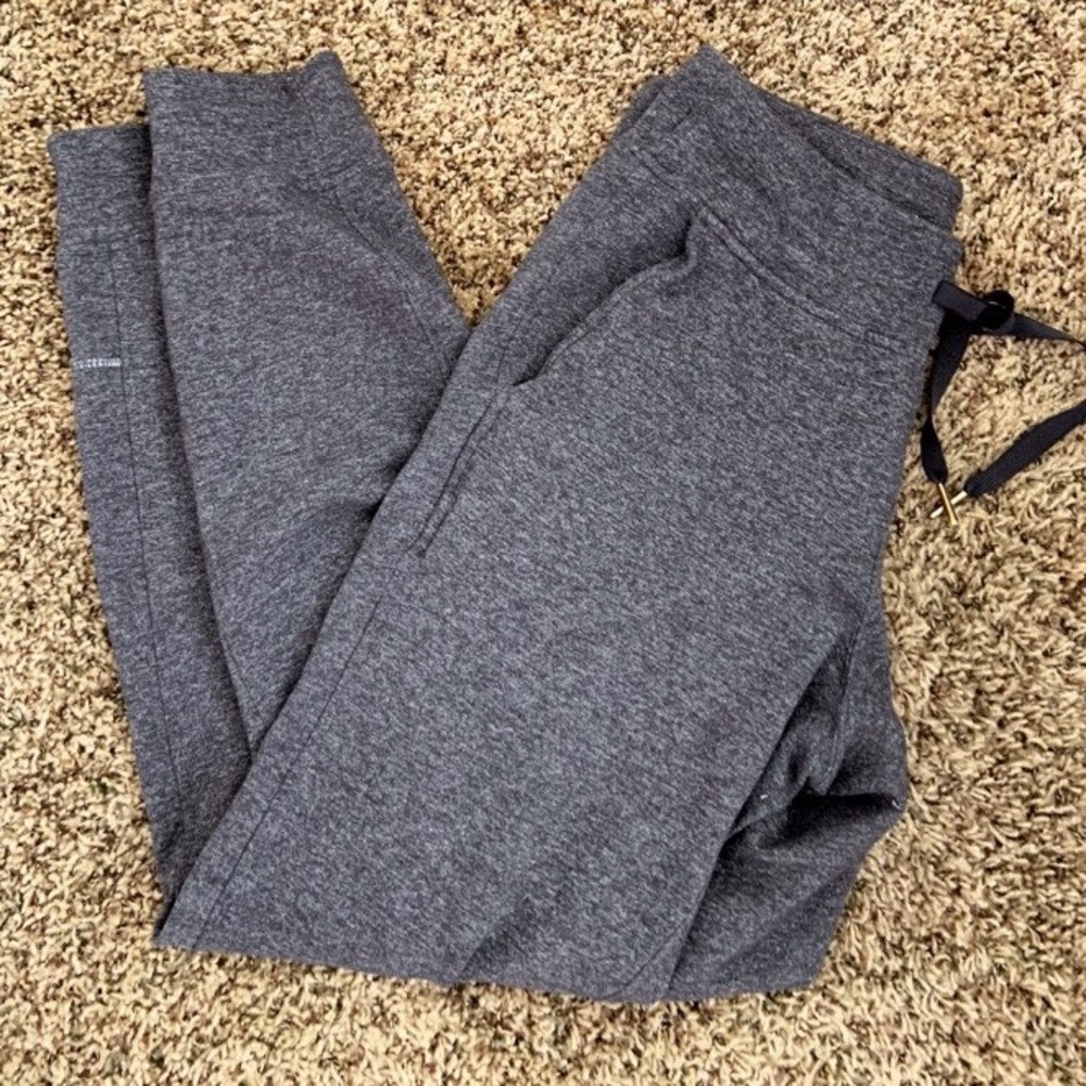 Lululemon joggers